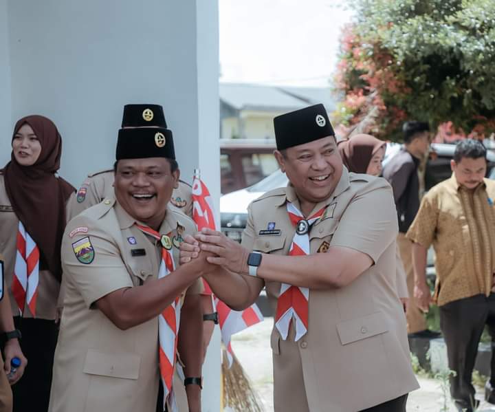 Lepas Kontingen Pramuka Dairi Ke Jakarta Eddy Berutu Gerakan Pramuka