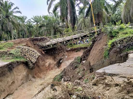 Putusnya Jembatan di Marubun Jaya Salahkan dan Serukan Usir PTPN IV Disebut Tidak Tepat