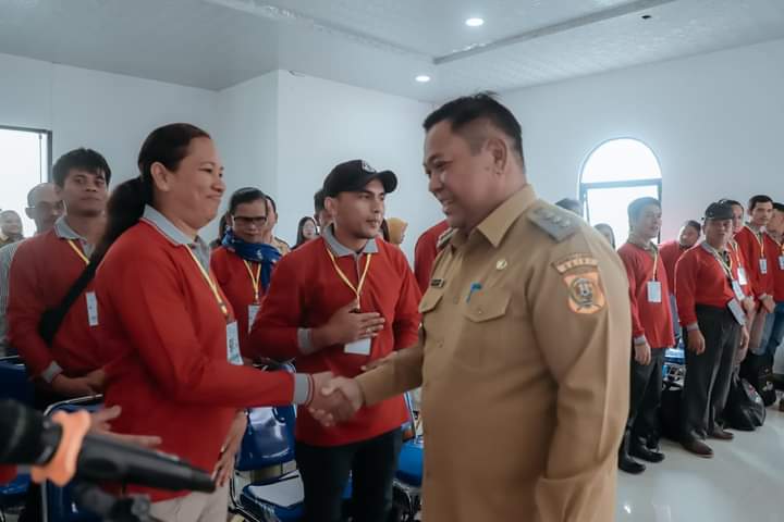 Bupati Eddy Berutu Ingin Produk UMKM Dairi Bisa Tembus Sarinah Jakarta