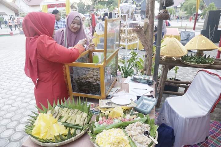 Pengunjung Buru Ragam Kuliner Aceh Timur