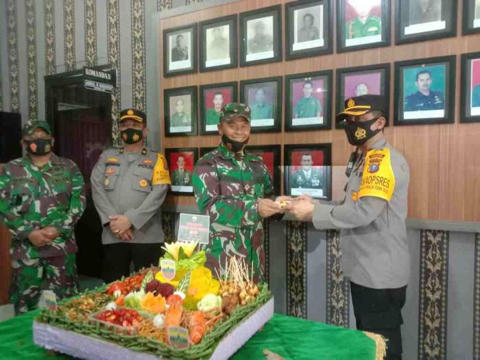 MAKODIM 0209/LB di gruduk Personel Polres Labuhanbatu dipimpin Waka polres