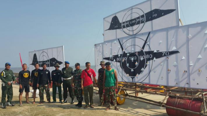 Bataliyon Arhanud 13/PBY Pekanbaru Latihan Menembak di Selat Bengkalis, Nelayan Diimbau Hati-hati