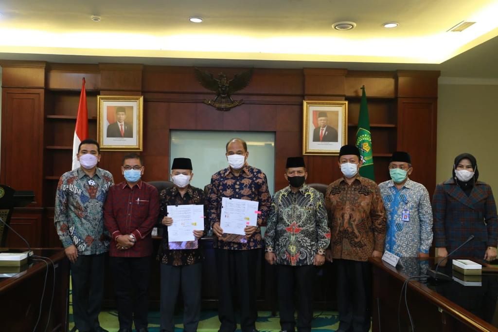 Walikota Tebing-Tinggi dan Kemenag RI Tanda Tangani Serah Terima Aset Daerah