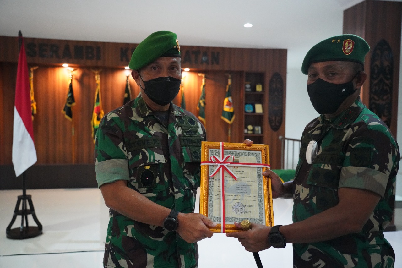 Pangdam XVIII/Kasuari Ucapkan Terima Kasih Atas Pengabdian Brigjen Steve Parengkuan 