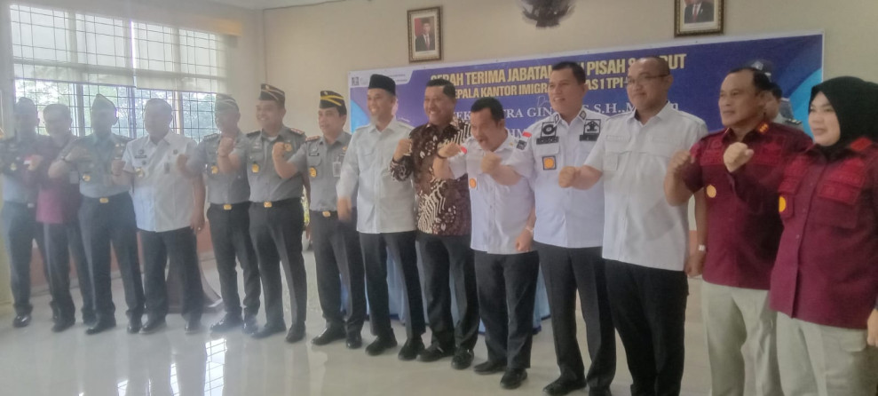 Ricky Rachmawan, A.Md., Im., SH.Jabat Ka Kanim Imigrasi Kelas 1 TPI Dumai