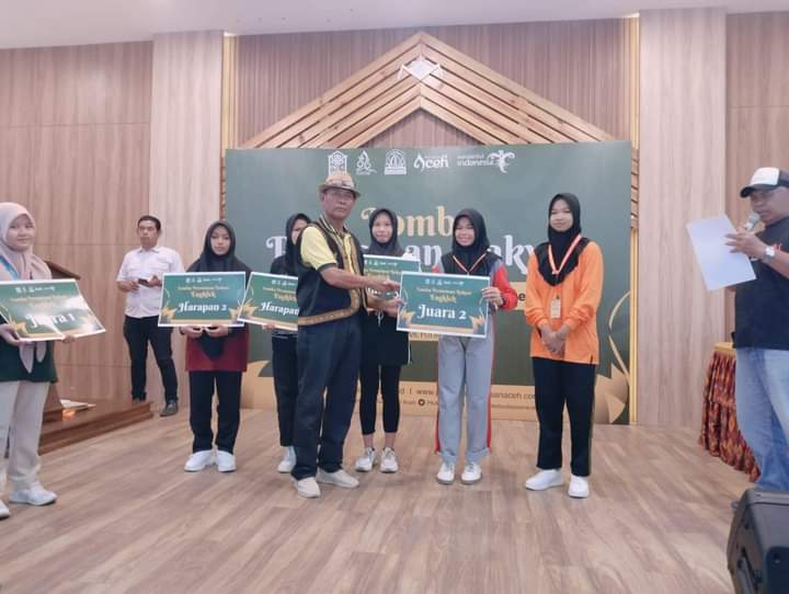 Kabupaten Aceh Timur Raih Juara 2 Permainan Rakyat Engklek di PKA