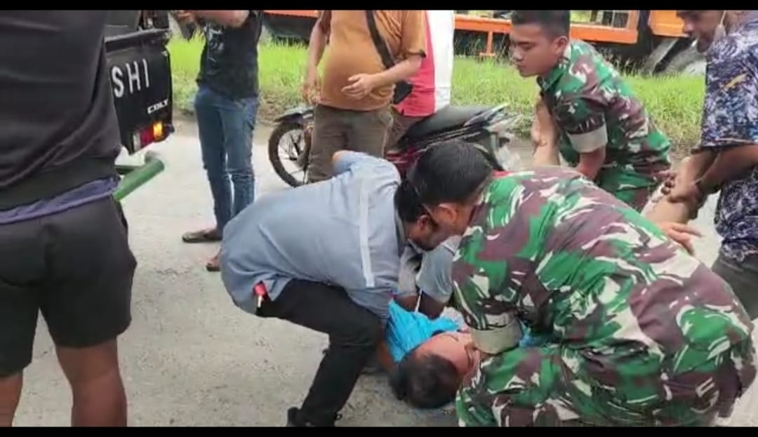 Dandim 0203 Langkat Bantu Korban Kecelakaan Tunggal Di Megawati