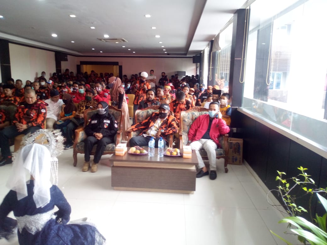 Terkait Pemberitaan yang Terbit di Media Revolusi.co.id Hendri Sandra Menyikapinya Dengan Legowo