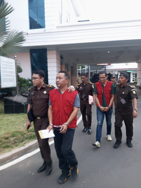 Kejati Sumut Tahan 2 Tersangka Dugaan Korupsi Rehabilitasi dan Renovasi Sanpras Sekolah Di Sumut