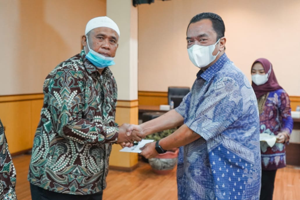 PTPN III (Persero) Berangkatkan 64 Orang Jemaah Umroh