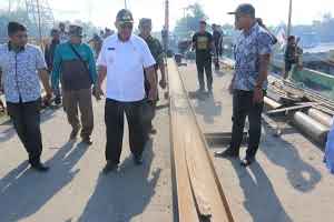 Wali Kota Medan Tinjau Perbaikan Jembatan Sicanang