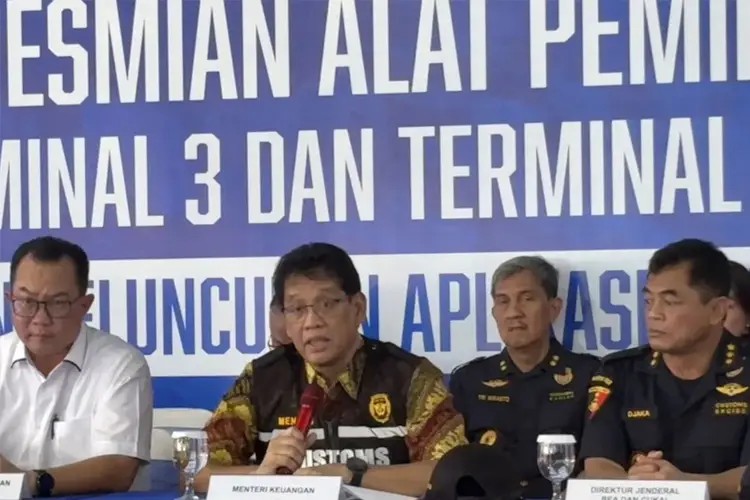 Menkeu Purbaya Puji Kinerja Bea Cukai,Aman ,Canggih,Naik Kelas