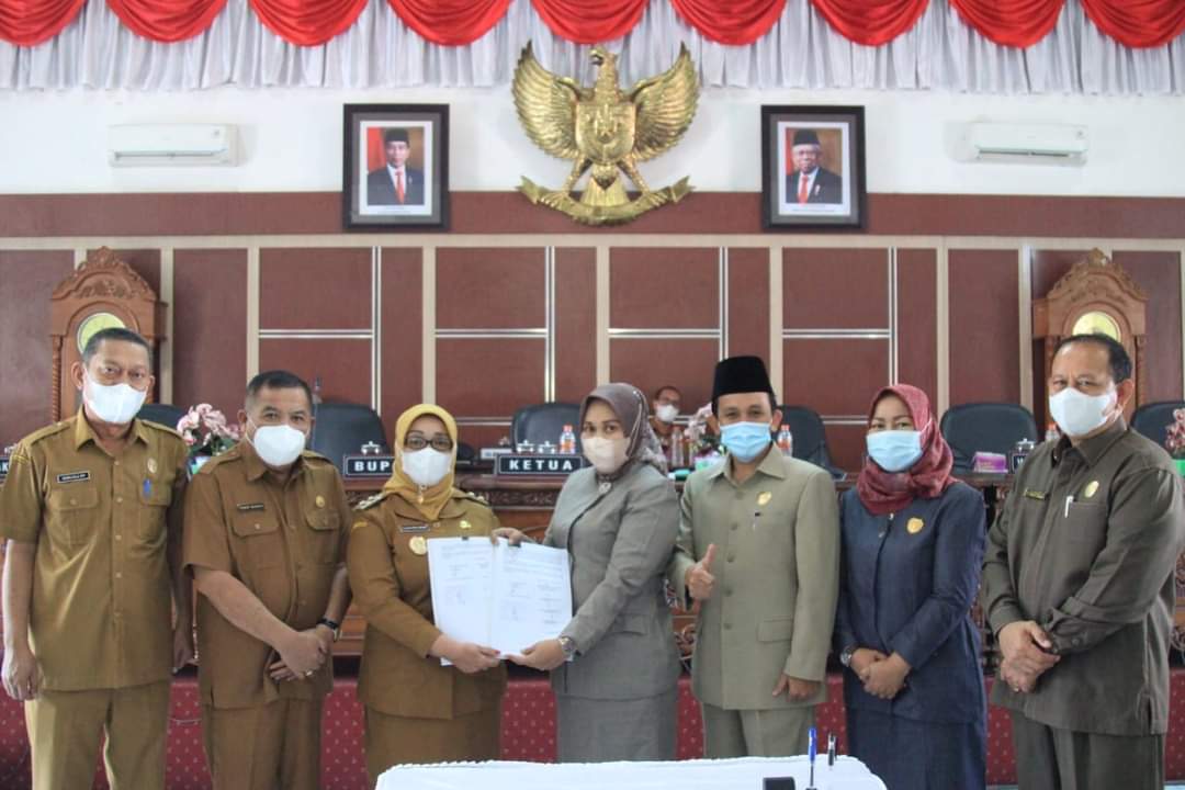 WAKIL BUPATI LABUHANBATU SAMPAIKAN NOTA PENGANTAR RANPERDA APBD TAHUN 2022