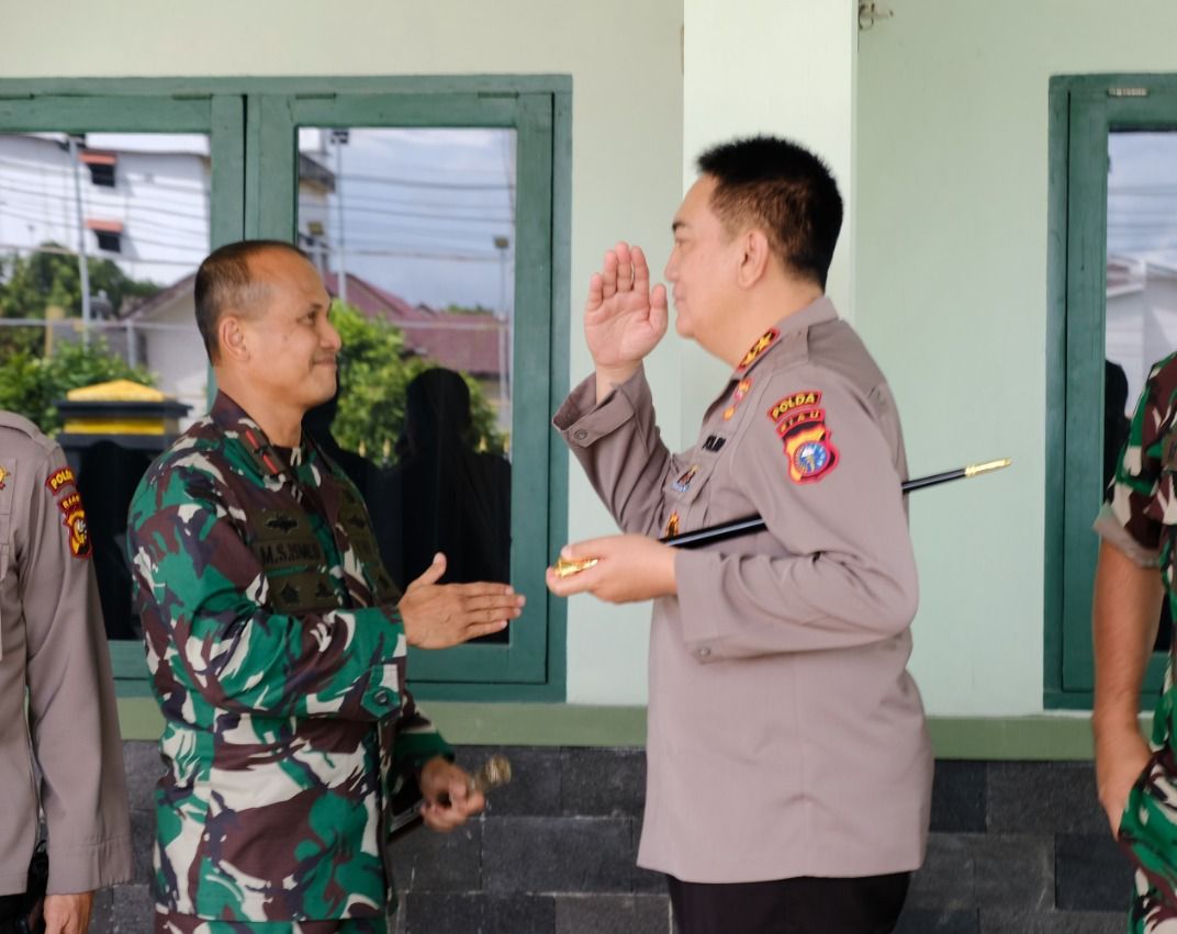 Jalin Sinergitas,Kapolda Riau Irjen M Iqbal Silaturahmi ke Korem 031 Wirabima.