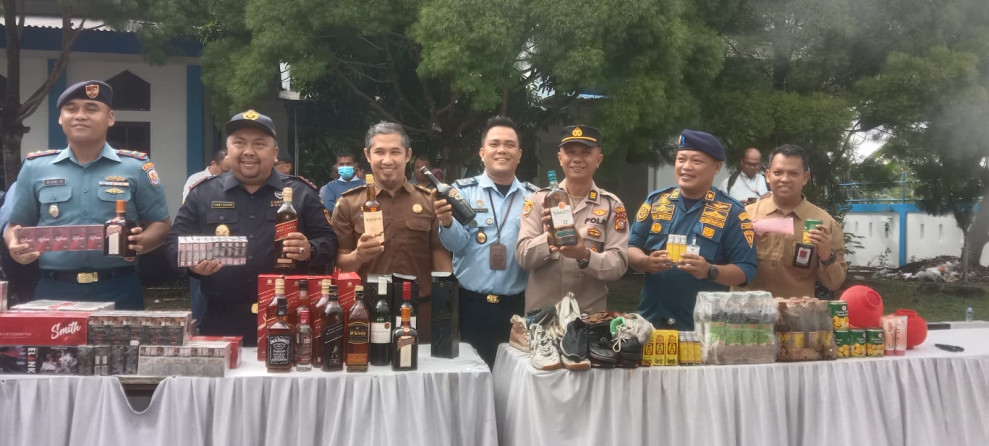 Penindakan Selama 2022-Januari 2023, KPPBC TMP B Lakukan Pemusnahan BMN