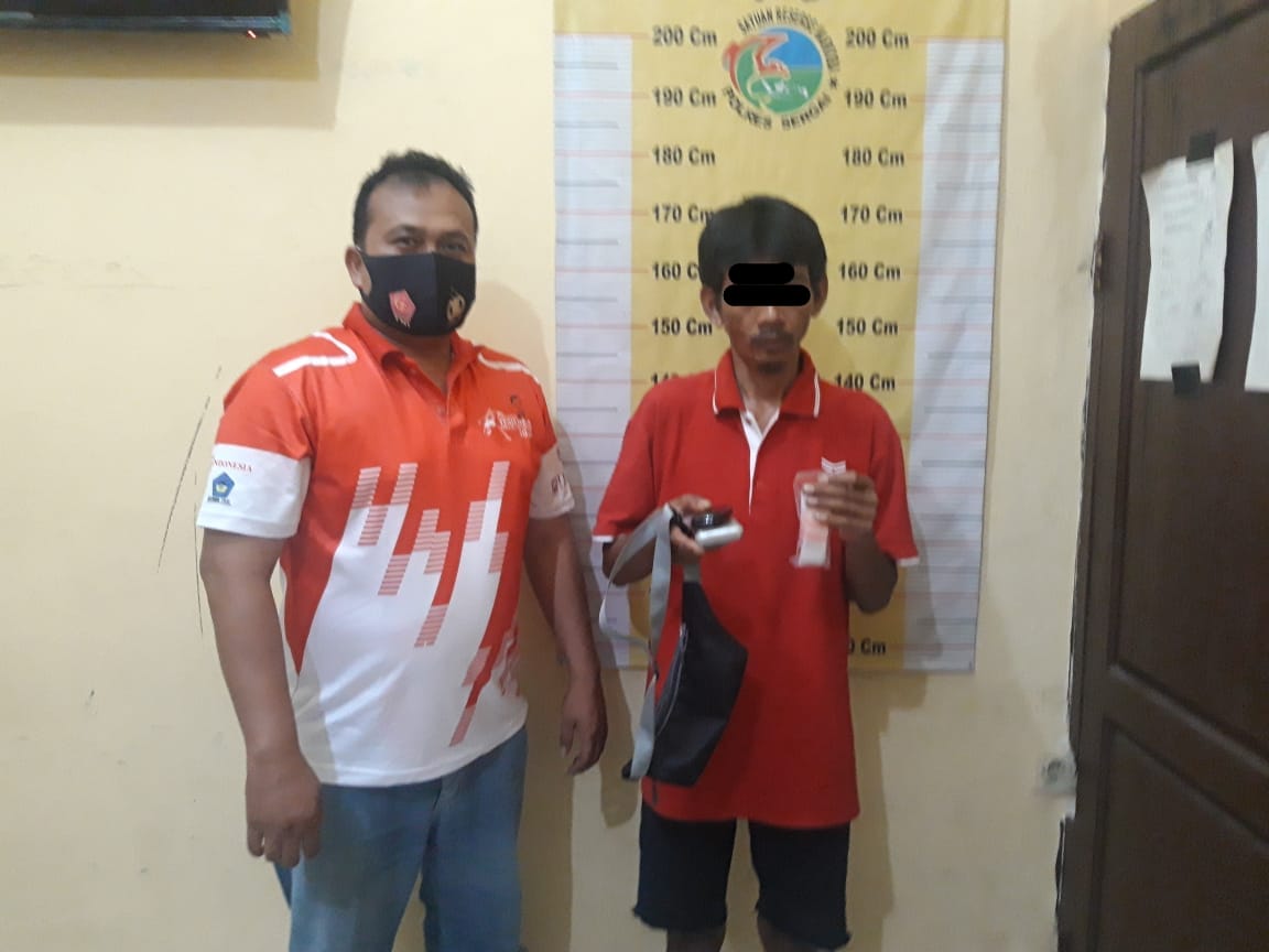 Lagi Asik Menimbang Sabu,  Digrebek Satresnarkoba Polres Sergai,Harianto Tak Berkutik