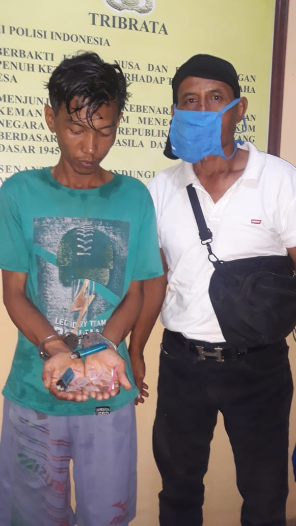 Tekab Polsek Perbaungan Grebek Rumah  Bandar Sabu, Tersangka Indra Setiawan Diamankan