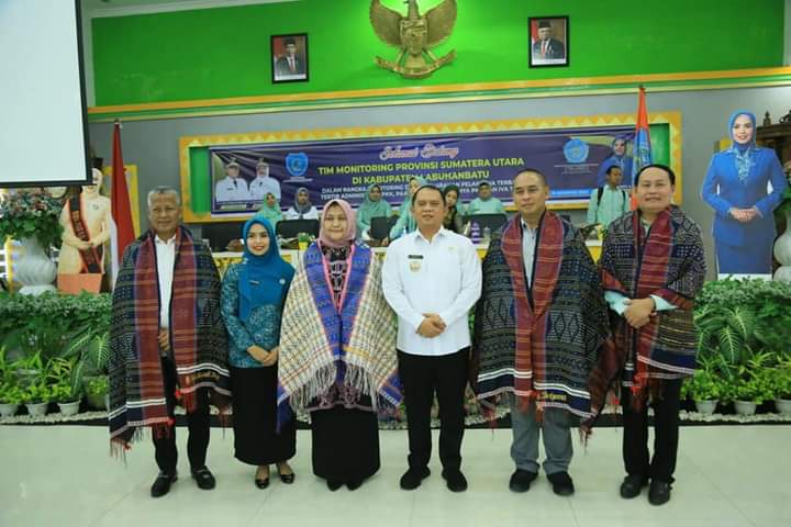 Ketua TP.PKK.Sumut bersama Tim Monitoring melakukan monitoring PKK Kabupaten Labuhanbatu