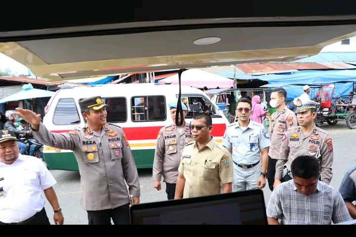 AKBP H.M. Reza Chairul A.S. S.IK., S.H., M.H Hadiri Launching Pengoperasionalan Mobil Samsat Kelilin