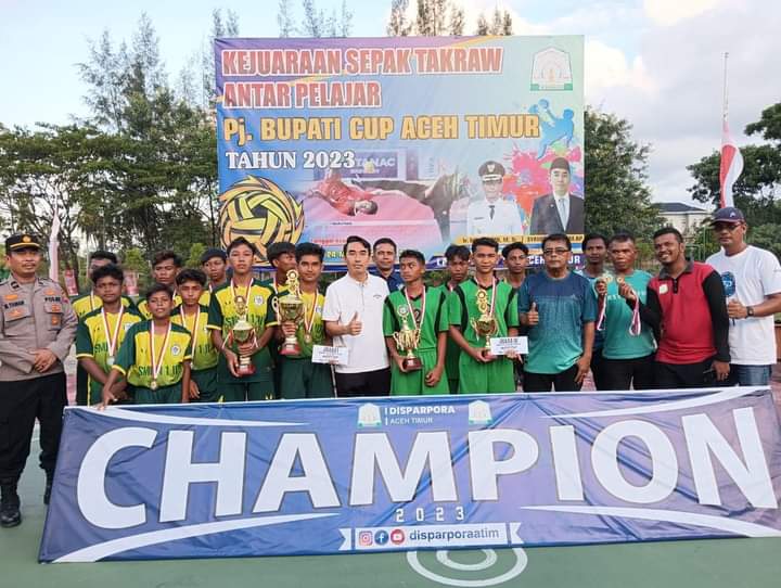 SMPN 1 B  IDI Juara Sepak Takraw Pj. Bupati Cup
