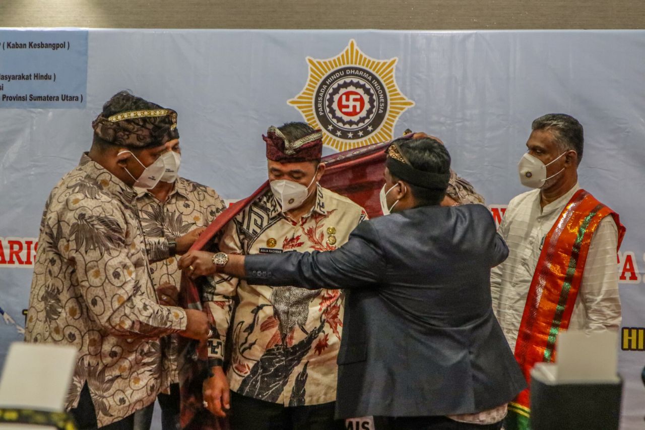 Wakil Walikota Medan Hadiri Seminar Kepemimpinan PHDI Kota Medan
