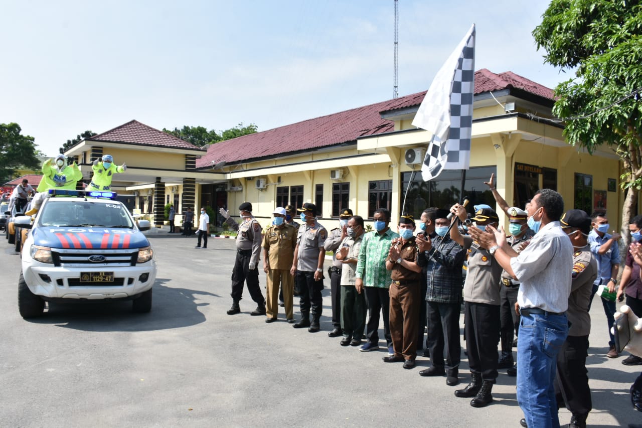 Wakil Bupati Sergai H Darma Wijaya SE. Lakukan Penyemprotan Bersama Cegah Covid 19
