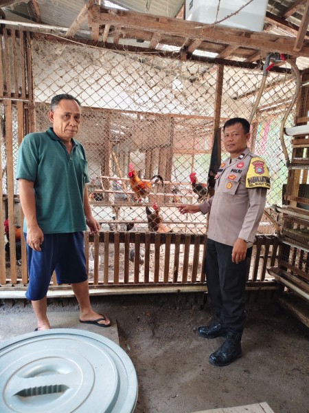 Bhabinkamtibmas bersama Petani Lakukan Pengecekan Lokasi Produksi Pangan Bergizi, Dukung Ketahanan Pangan Nasional