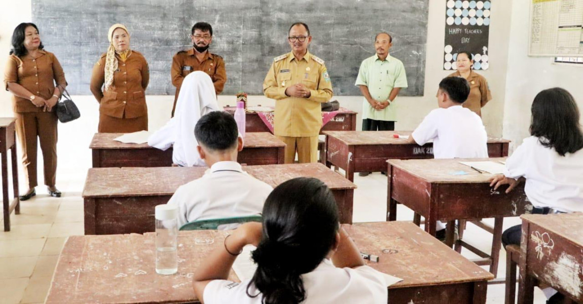 Wakil Bupati Simalungun Monitoring Pelaksanaan UAS Jenjang SMP kelas IX