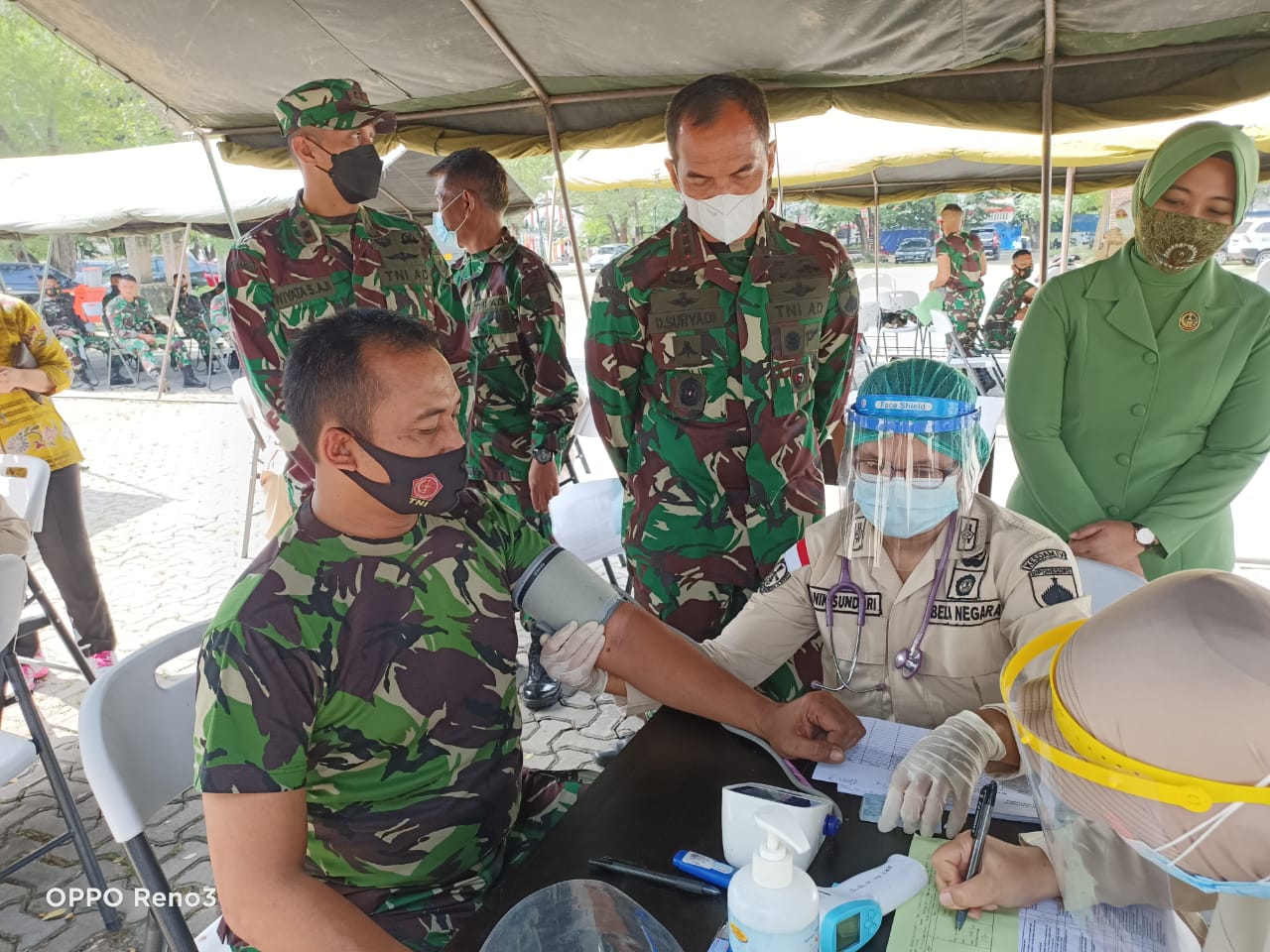 Seluruh Prajurit dan PNS Jajaran Kodim 0735/Surakarta Jalani Vaksinasi Covid 19 Tahap Kedua
