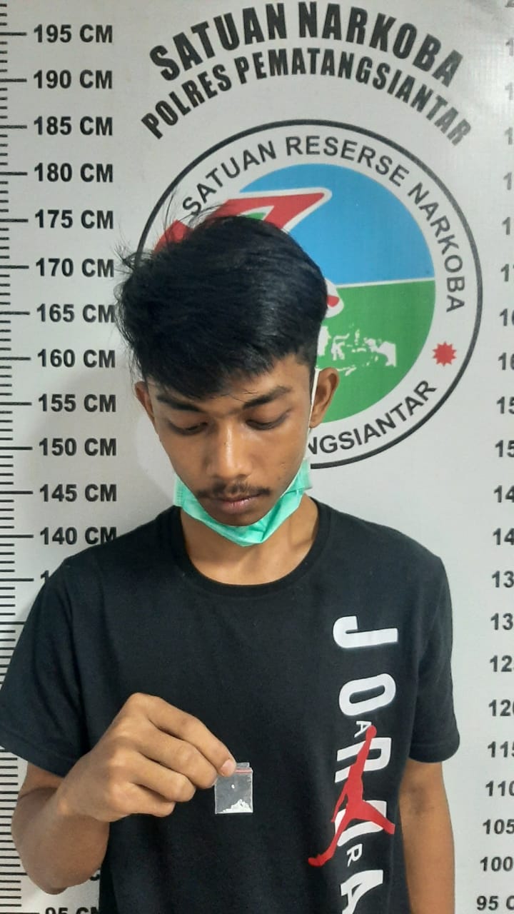 Satres Narkoba Polres Pematangsiantar Tangkap Pemuda Ini Bawa Sabu