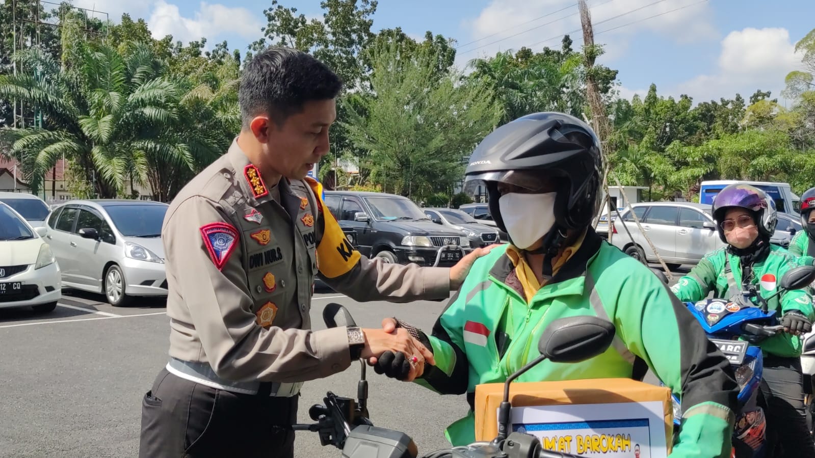 Ditlantas Polda Riau Peduli Ojek Online untuk selalu tertib berlalu lintas