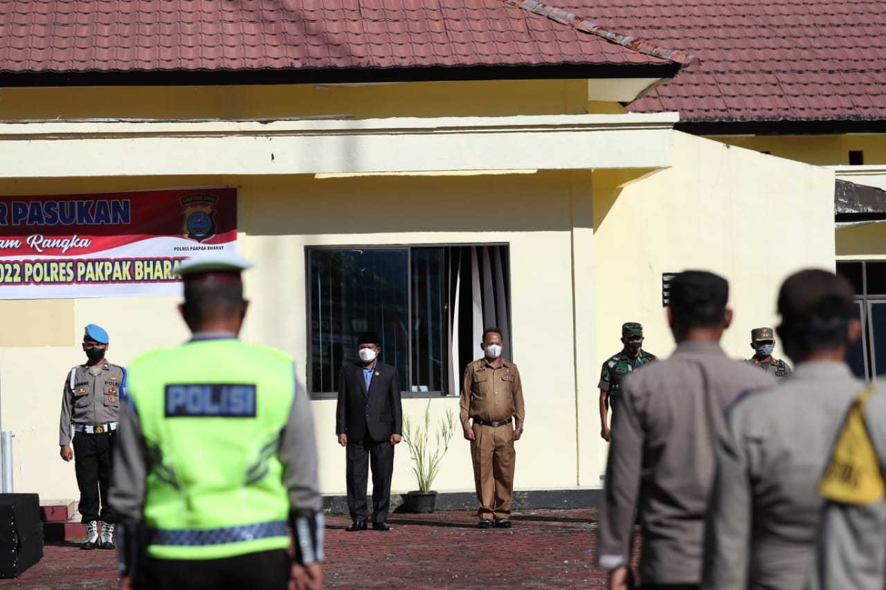 SEKRETARIS DAERAH PAKPAK BHARAT HADIRI APEL GELAR PASUKAN OPERASI PAUTUH TOBA