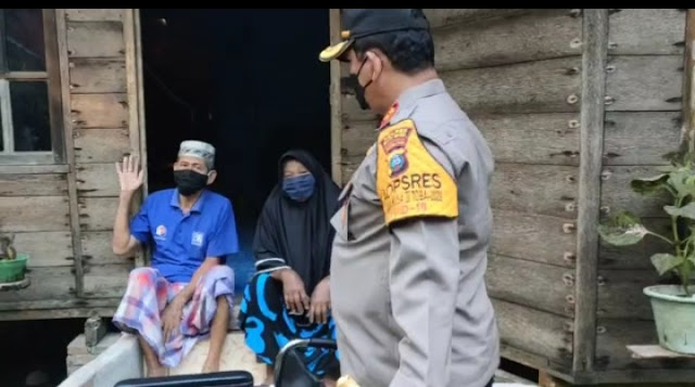 Viral Di Medsos IRT Penghasilan Minim,Kapolres Batu Bara Kunjungi Beri Bantuan Dan Tali Asih