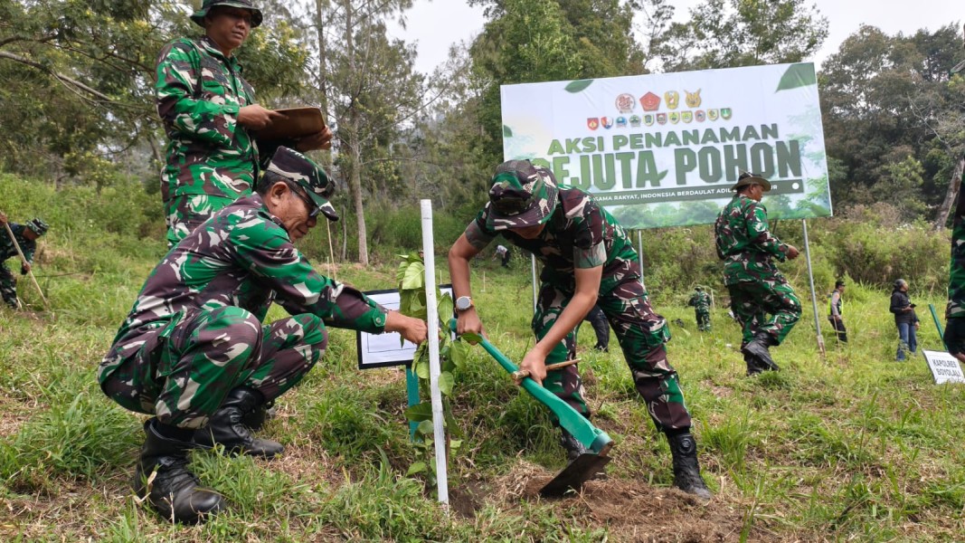 Seribu Pohon Endemik Merbabu Ditanam, Kodim Boyolali Tanam Harapan untuk Masa Depan
