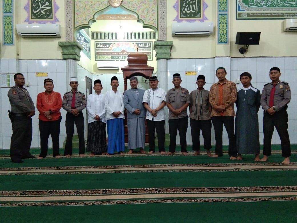 Dr. M. Riski Ramadhan Hasibuan, SH, SE Pimpin Tim Safari Ramadhan 1440H Kunjungi Musholla Alfalah