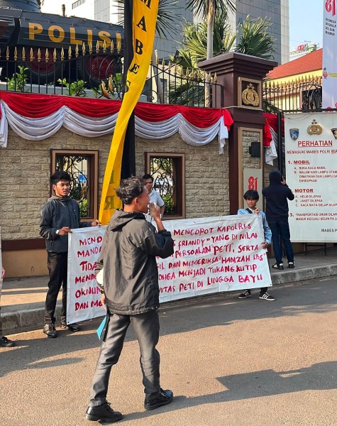 AMP2K Gelar Aksi Jilid III di Mabes Polri, Desak Evaluasi Penanganan PETI di Madina