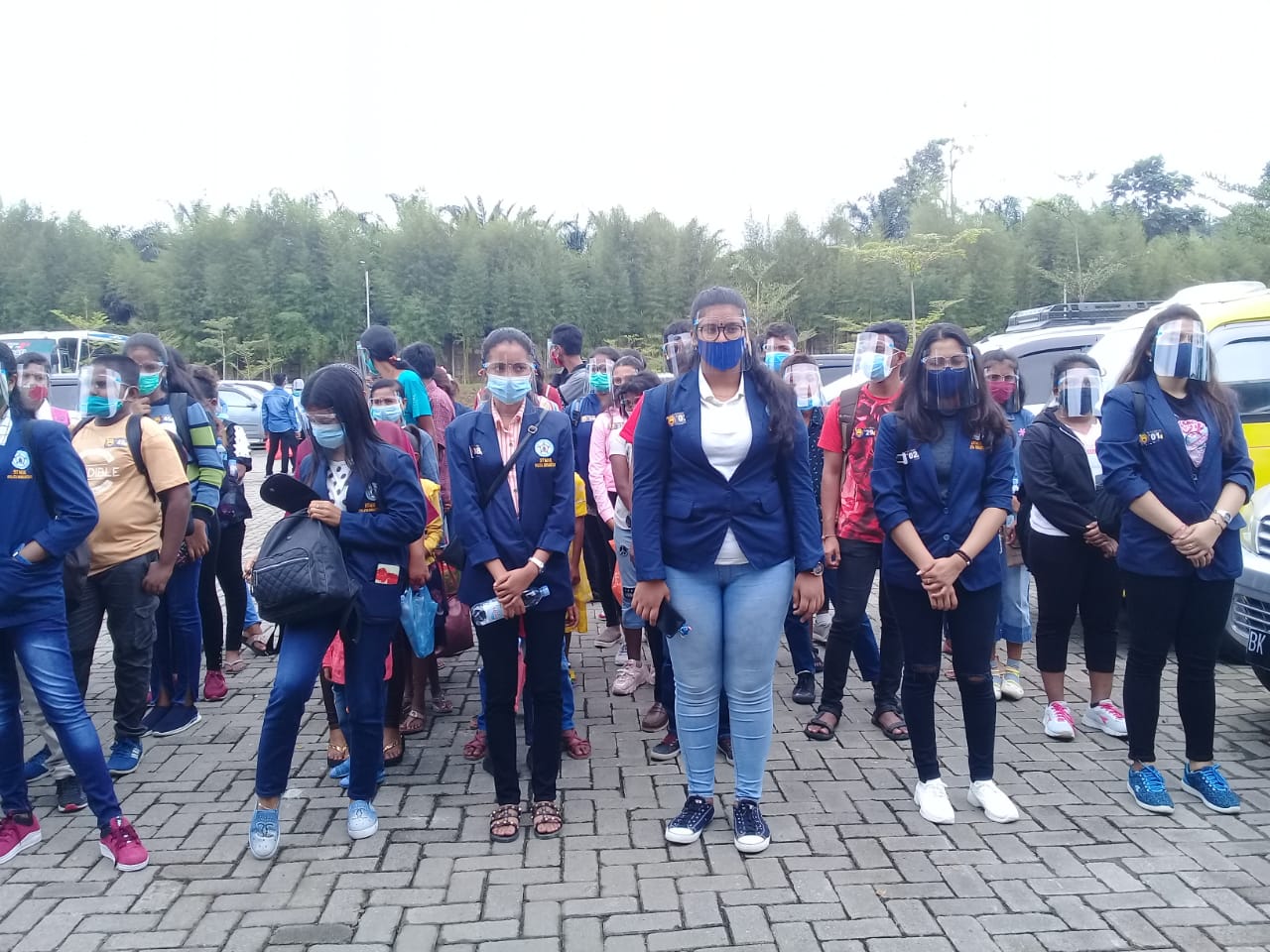 Rayakan HUT ke-3, ISK Berikan Beasiswa Kepada Anak Berprestasi Keluarga Kurang Mampu