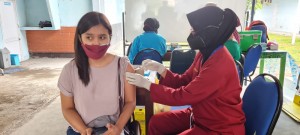 Danlanud Smo Apresiasi Peran Nakes RSAU dr. Siswanto dalam Lanjutan Vaksinasi Masyarakat