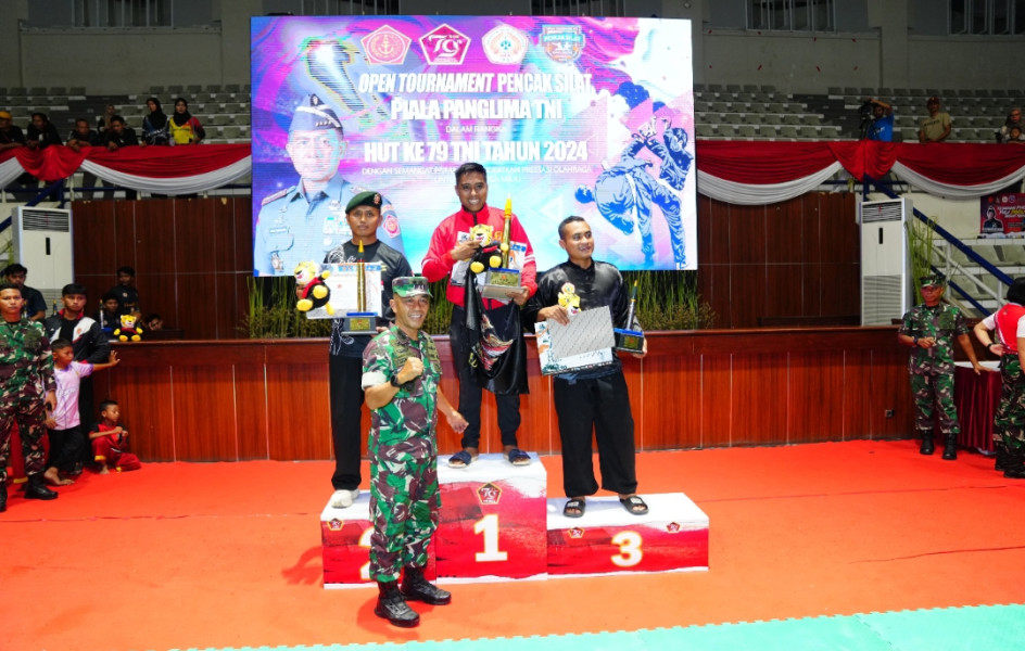 Wadankodiklat TNI Tutup Open Tournament Pencak Silat Piala Panglima TNI Tahun 2024