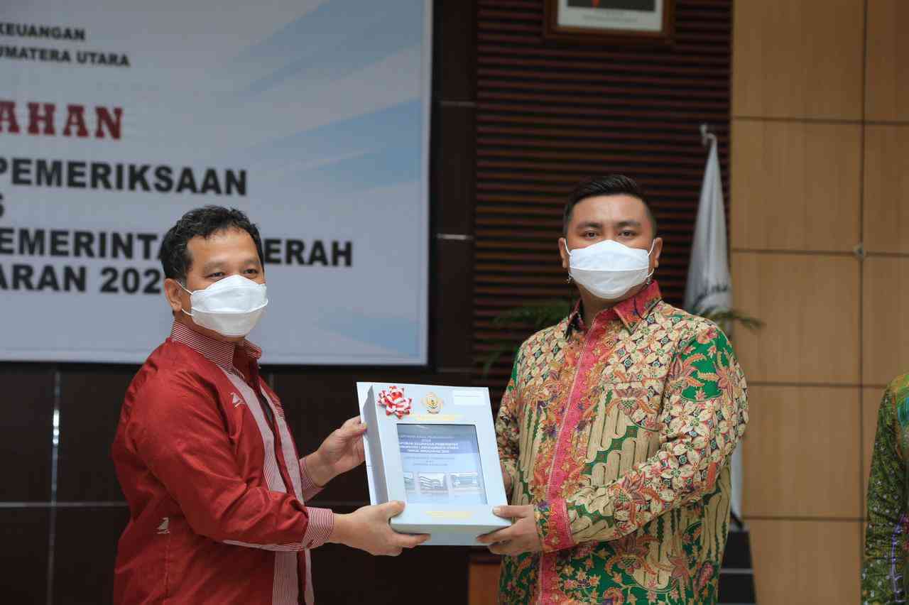 Bupati Labura Menerima Predikat WTP  dari BPK Perwakilan Sumatera Utara