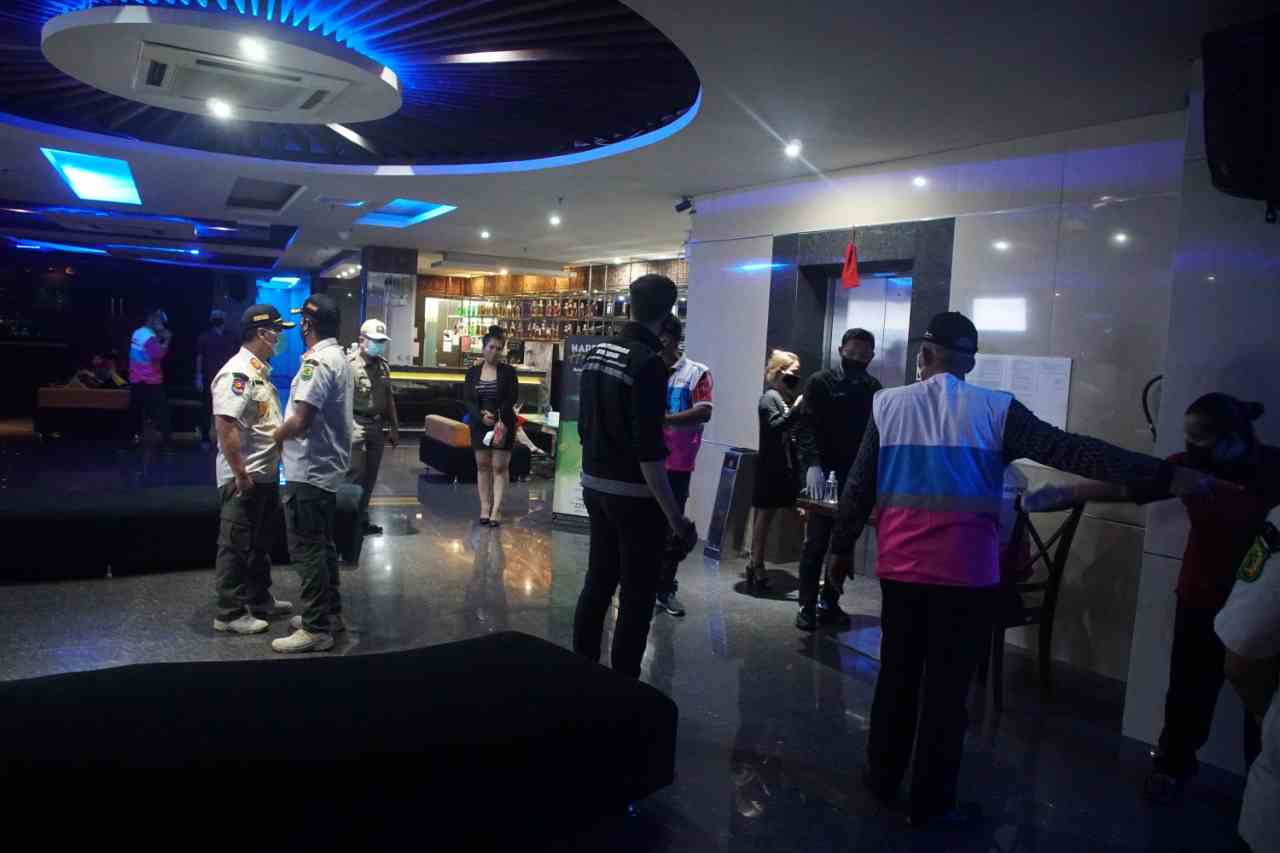 Satgas Covid-19 Kota Medan Sosialisasi Perwal No.27/2020 Di Tempat Hiburan Malam