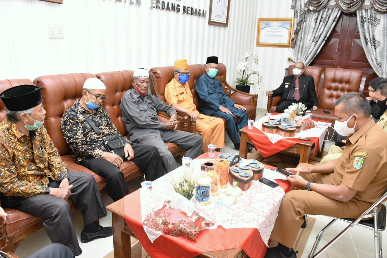 Pjs. Bupati Terima Audiensi Lembaga dan Tokoh Masyarakat Sergai