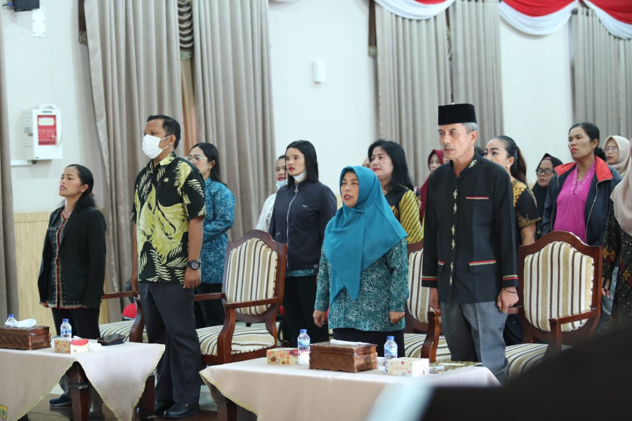 BUPATI PAKPAK BHARAT AJAK KAUM PEREMPUAN BERPARTISIPASI DALAM PEMBANGUNAN