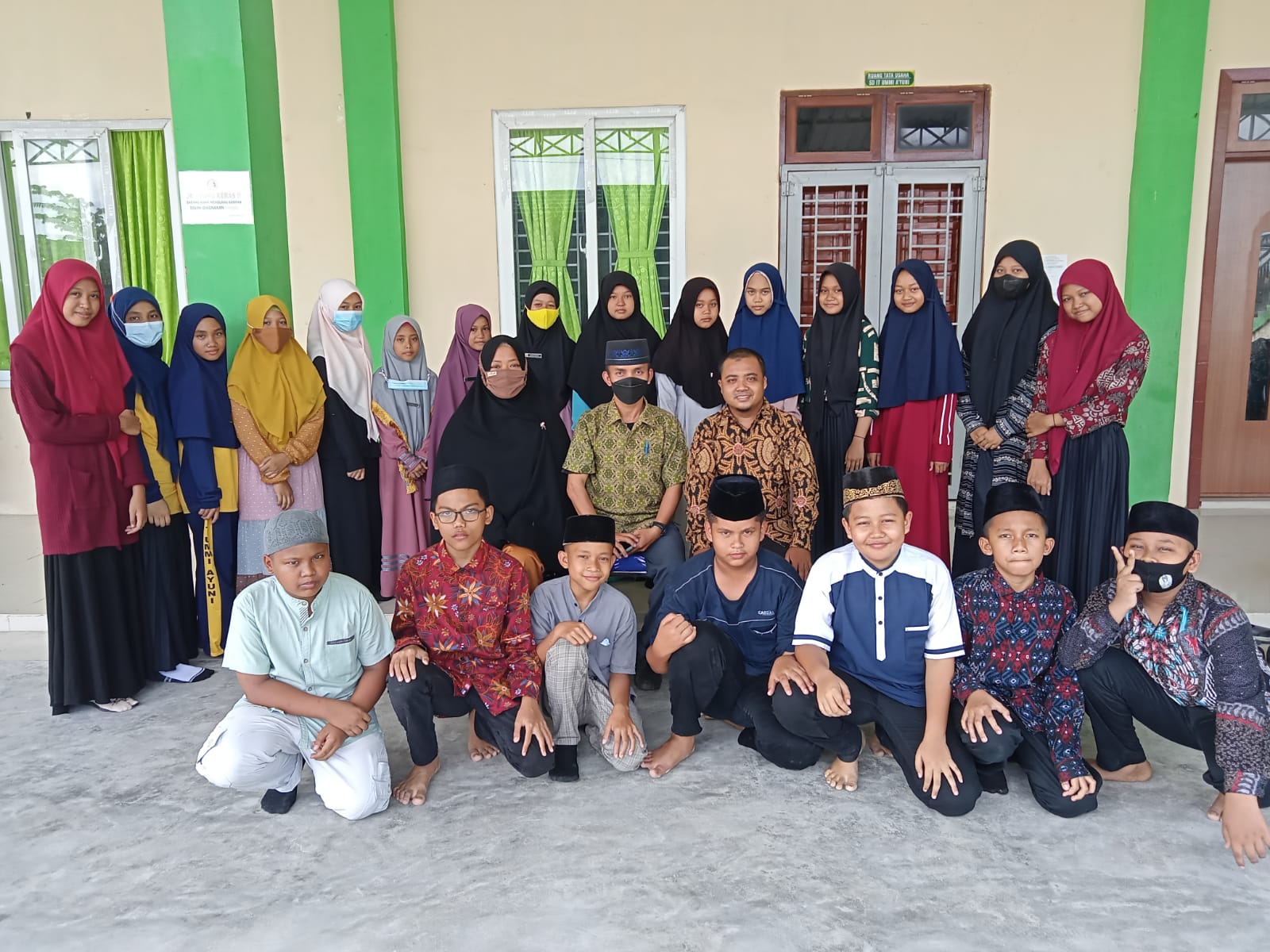 28 Siswa-siswi SMP IT Ummi A yuni Perbaungan Masuk Babak Final 