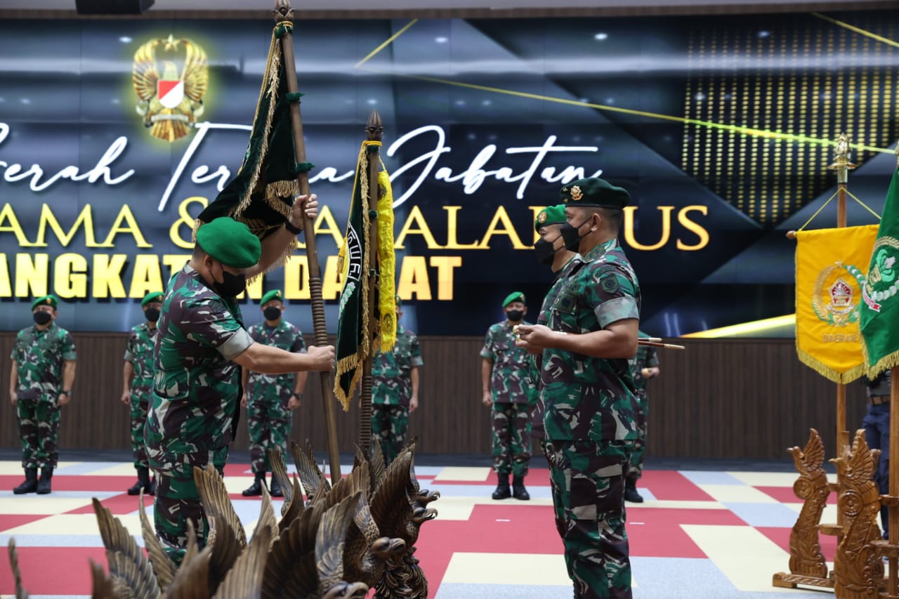 Kasad Pimpin Sertijab Pangkostrad dan 13 Pejabat Lainnya