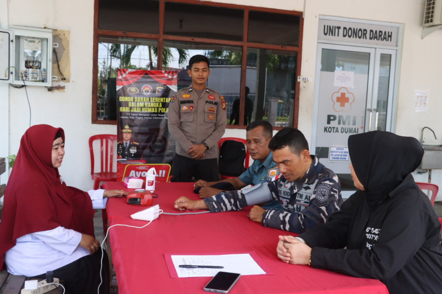 Ulang Tahun Humas Polri Ke-73 Adakan Donor Darah Di PMI Kota ,Dumai.