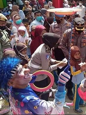 Vaksinasi Anak : Ini Cara Polres Batu Bara Melaksanakan Pemaksinan