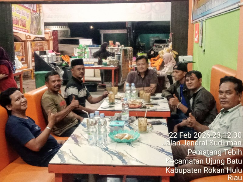 Ukhuwah Islamiah Anggota DPRD Rokan Hulu Budi Darman bersama Wartawan Bangun Pesan Moral Atasi berbagai Persoalan Hukum