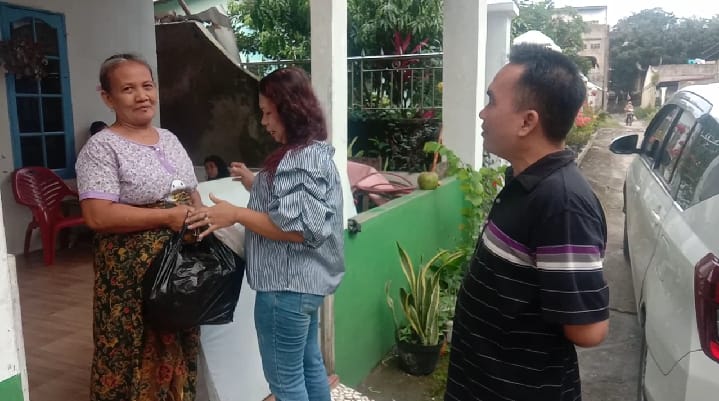 HUT-1, Cafe Naganteng Bagikan Tali Asih Kepada Mayarakat Warga