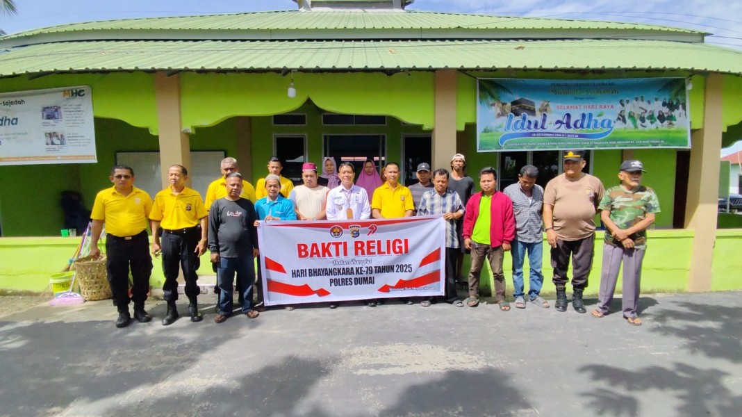 Polres Dumai Memperingati Hari Bhayangkara Ke-79 Bakti Religi Serentak Tempat Ibadah Lintas Agama.